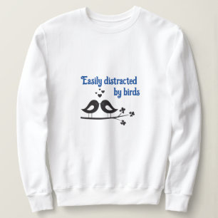 Fácilmente distraído por la sudadera de los Aves