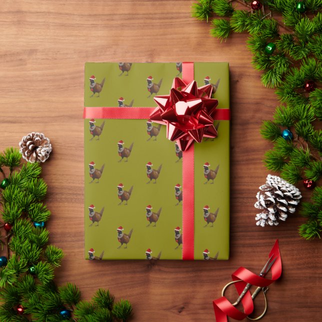 Faisán en papel de regalo de Navidad con salvia (Regalo de vacaciones)