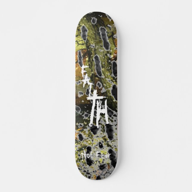 Faith Camo Skateboard (Anverso )