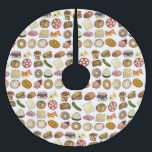 Falda Para El Árbol De Navidad De Poliéster Cocina tradicional judía<br><div class="desc">Sólo personaliza para una divertida decoración de vacaciones. La falda de árbol presenta un ilustracion original de los alimentos judíos tradicionales, incluyendo el "jalá", los blintzes, los lápices de colores, macarons y más. Este diseño también está disponible en otros productos. ¿No ves lo que estás buscando? ¿Necesita ayuda con la...</div>