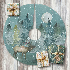 Falda Para El Árbol De Navidad De Poliéster El majestuoso cerdo en un bosque lleno de nieve en