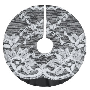 Falda Para El Árbol De Navidad De Poliéster Encaje floral blanco: fondo negro.