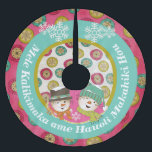 Falda Para El Árbol De Navidad De Poliéster Falda de árbol de navidad de encefalo hawaiano par<br><div class="desc">Digan Feliz Navidad en Hawaii con esta colorida y divertida falda de árbol de vacaciones con orbas de copo de nieve en rosa caliente, una hilera de orbes azul acuático, copos de nieve en blanco, una pareja de hombres de nieve usando gorras, bufandas y narices de zanahoria, unos cuantos copos...</div>