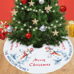 Falda Para El Árbol De Navidad De Poliéster Festividad acuática Personalizado de Snowman Feliz<br><div class="desc">Una falda festiva de árbol de Navidad,  adornada con una foto de un muñeco de nieve al estilo acuarela,  y "Feliz Navidad" en tipografía de escritura roja. Personalice con un nombre,  que se mostrará alrededor del borde de la falda del árbol.</div>