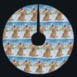 Falda Para El Árbol De Navidad De Poliéster Navidades australianos del Terrible Winter Wonderl<br><div class="desc">su diseño festivo capta el alegre espíritu de la temporada navideña, con un adorable cachorro vestido con un sombrero de Santa. El gato está enclavado en un maravilloso promontorio invernal, con un muñeco de nieve, un árbol de Navidad decorado y regalos hermosamente envueltos. Los copos de nieve caen suavemente, añadiendo...</div>