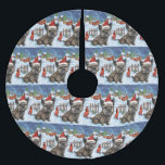Falda Para El Árbol De Navidad De Poliéster Navidades de Cairn Terrier Dog Winter Wonderland d<br><div class="desc">Este diseño festivo capta el alegre espíritu de la temporada navideña, con un adorable cachorro vestido con un sombrero de Santa. El perro está enclavado en un maravilloso país invernal, con un muñeco de nieve, un árbol de Navidad decorado y regalos hermosamente envueltos. Los copos de nieve caen suavemente, añadiendo...</div>