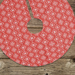 Falda Para El Árbol De Navidad De Poliéster Patrón de copos de nieve rojos Navidades simples<br><div class="desc">Añada un toque festivo a la decoración de casa de sus Navidades con esta clásica falda de árbol, con un patrón rojo y blanco con simples copos de nieve para una escapada eterna. Diseñado con un elegante diseño invernal, esta decoración vacacional combina el encanto tradicional con un ambiente alegre y...</div>