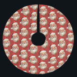 Falda Para El Árbol De Navidad De Poliéster Patrón de Navidades Retro de Holly Jolly Santa Cla<br><div class="desc">Falda de árbol con un alegre ilustracion de un Santa Claus de estilo vintage con mejillas rosadas rojas. Con su clásico sombrero rojo de Santa y su gran barba blanca. Un brote de holly se suma al espíritu festivo de este diseño.</div>