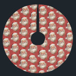 Falda Para El Árbol De Navidad De Poliéster Patrón de Navidades Retro de Holly Jolly Santa Cla<br><div class="desc">Falda de árbol con un alegre ilustracion de un Santa Claus de estilo vintage con mejillas rosadas rojas. Con su clásico sombrero rojo de Santa y su gran barba blanca. Un brote de holly se suma al espíritu festivo de este diseño.</div>