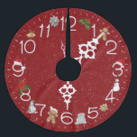 Falda Para El Árbol De Navidad De Poliéster Rojo Reloj Con Elementos Navidades<br><div class="desc">Un reloj blanco vintage con fondo rojo con Navidades divertidos elementos de vacaciones con copos de nieve. Se puede cambiar el color de fondo.</div>