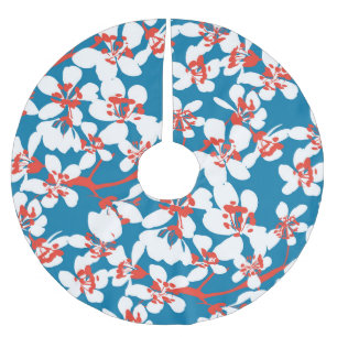 Falda Para El Árbol De Navidad De Poliéster Sakura blanca, patrón de fondo azul clásico.
