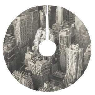 Falda Para El Árbol De Navidad De Poliéster Skyline de Manhattan, aéreo blanco y negro.