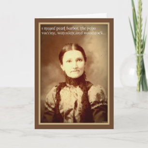 Faltándole tarjeta de felicitación divertida