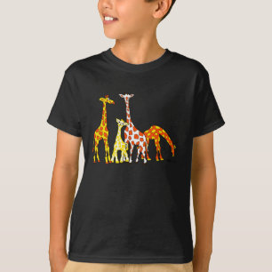 Familia de la jirafa en la camiseta del niño