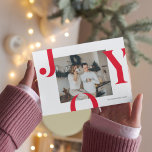 Familia fotográfica de navidades | Tarjeta postal<br><div class="desc">Familia fotográfica de navidades | Tarjeta postal de alegría roja</div>