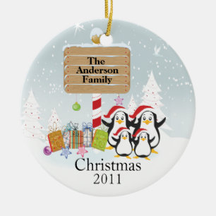 Familia linda de los pingüinos de ornamento de 4