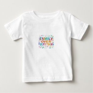 Familia sobre todo: diseño de camisetas para bebés