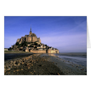 Famosa fortaleza de la isla de Le Mont St. Michel
