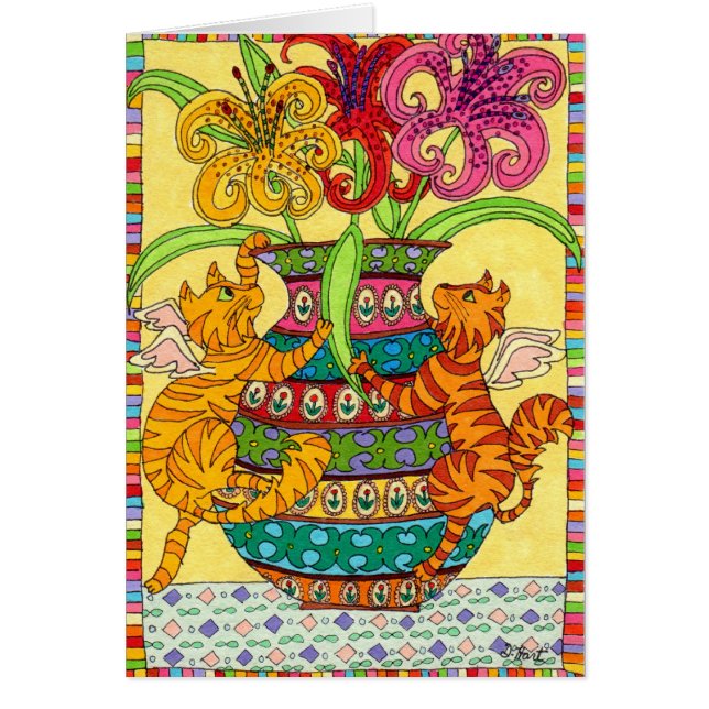 Fanías de gato con una base ornada de lirios (Frente)