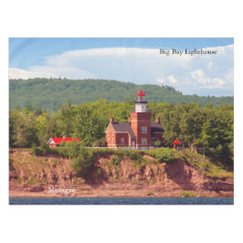 Faro de Big Bay a partir de manteles de agua