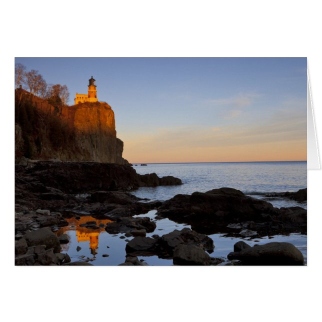 Faro de Split Rock al atardecer cerca de Two (Anverso (Horizontal))