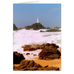 FARO EN CLIMA TEMPESTUOSO