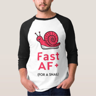 "Fast AF: Camiseta de caracol con zapatillas de te