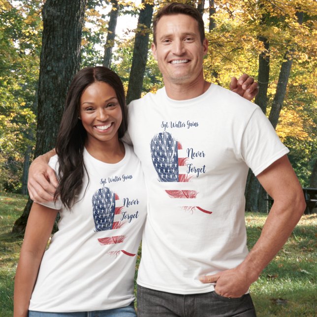 Feather USA Flag nunca olvidó la camiseta de recue (Subido por el creador)