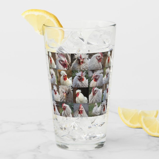 "Feathers in Focus: Un retrato de pollo blanco" (Anverso (hielo))