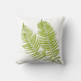 Feathery Fern en una almohada de lanzamiento