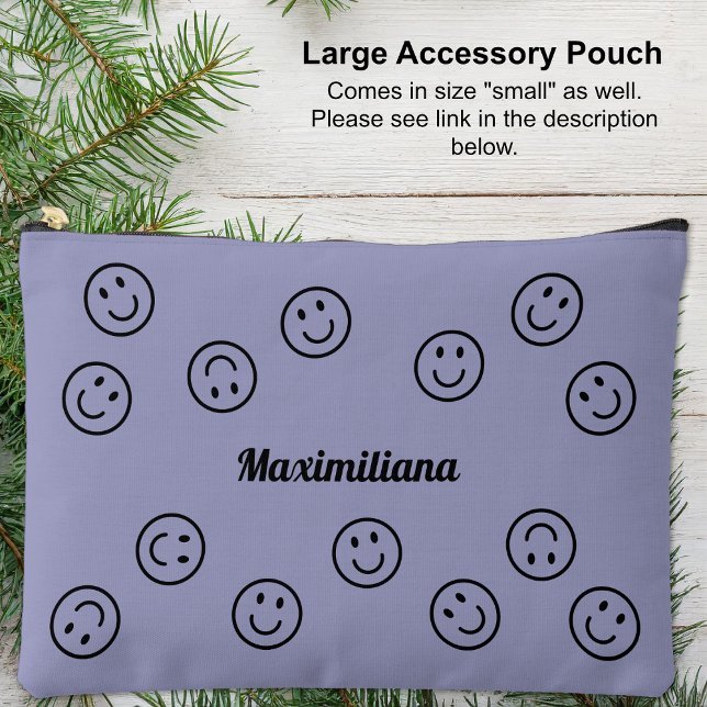 Felices caras negras en morado - gran bolsa acceso (Large Accessory Pouch - Happy Faces Black on Purple by Leapfroglisics Shop)