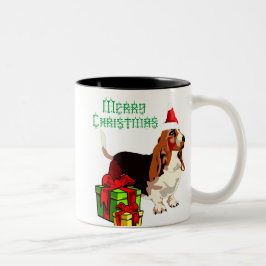 Felices Navidad Basset Hound con la taza de los