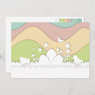 Felices pollitas de Pascua y huevos en la naturale