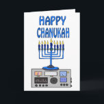 Feliz Chanukah Ham Radio Tarjeta de Saludo<br><div class="desc">Aquí hay una tarjeta Chanukah que los jamaiquinos judíos deben enviar a sus compañeros jamaicanos, amigos o familia. Puede personalizar esto con su nombre y el signo de llamada. También puede cambiar el saludo interno si desea que la tarjeta tenga un mensaje diferente. (Tenemos una menorah de 9 velas para...</div>