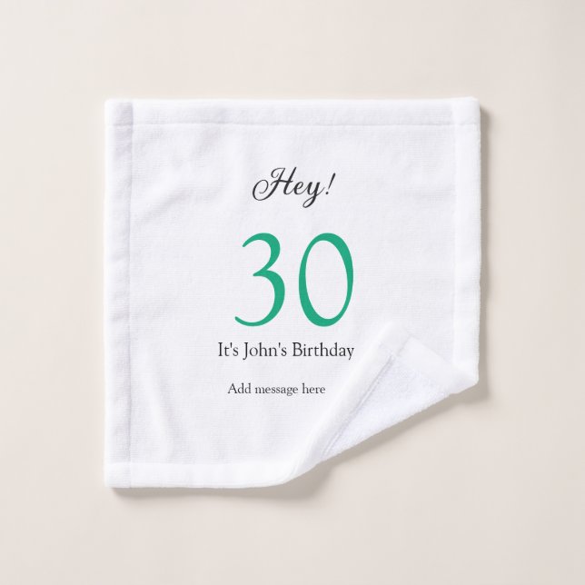 Feliz cumpleaños 30 letras negritas verdes y negra (Toallita)