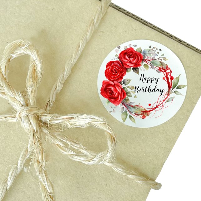 Feliz Cumpleaños Rosas Rojas Pegatina Redonda (Happy Birthday Red Roses Round Sticker)