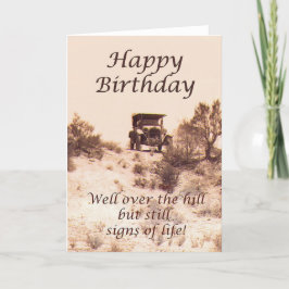 Feliz cumpleaños, tarjeta del vintage, sobre la