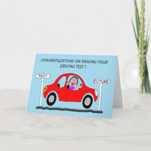 Feliz dama acaba de aprobar la tarjeta de prueba d