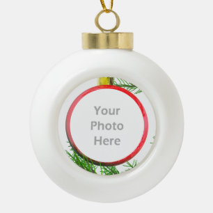 Feliz decoración del árbol de navidad