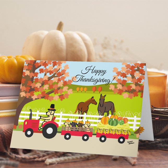 Feliz Día de Acción de Gracias Labradors y Tarjeta (Happy Thanksgiving Labradors and Tractor Design Card for Yellow Labrador Owners.)