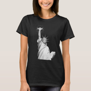 Feliz Día del Trabajo: Estatua de la Camisa Camisa