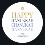 Feliz Hanukkah Chanukah Pegatina de vacaciones<br><div class="desc">En este diseño se incorpora el diseño de Relieve metalizado de oro simulado falso. Personalice el texto personalizado anterior. En nuestra colección "Happy Hanukkah Chanukah" se pueden encontrar elementos de coordinación adicionales.</div>