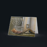 Feliz Hanukkah, tarjeta de felicitación Menorah<br><div class="desc">Feliz Festividad Judía Hanukkah Tarjeta de Saludo. Foto original de Marcia Socolik,  con Cuerno de Ram (shofar),  menorah y taza de plata. Todos los derechos reservados © 2020 Marcia Socolik.</div>