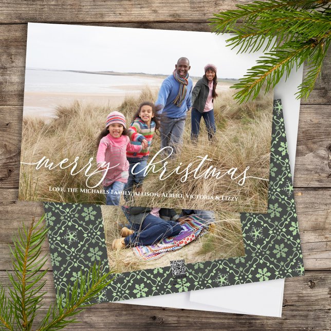 Feliz Navidad Elegante Copo Verde de Nieve Dos Fot (Merry Christmas Calligraphy Script holiday photo card with elegant snowflake pattern)