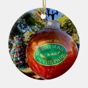 ¡Feliz Navidad en el parque! Adorno de cerámica