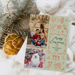 Feliz Navidad Mano Dibujando Iconos Verde Rojo 2 F<br><div class="desc">Comparte tus deseos más cálidos con esta tarjeta de vacaciones personalizada de 2 fotos. Con una acogedora escena de invierno con mistletoe y vegetación, es la manera perfecta de mostrar sus recuerdos familiares favoritos. **Notas: Imagen superior - Foto vertical preferida y para imagen inferior - Foto horizontal preferida (utilice la...</div>