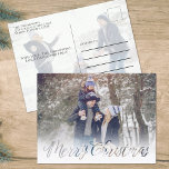 Feliz Navidad Navy Blue Snowflake Winter 2 Foto<br><div class="desc">un sencillo guión de Feliz Navidad en un sencillo estilo de caligrafía. Este Navidad 2 dos postales de foto tiene un borde blanco con un efecto de plumas borrosas y la palabra Feliz Navidad es recortada. Su foto o imagen encaja bajo este gráfico para crear un efecto superpuesto. Este diseño...</div>