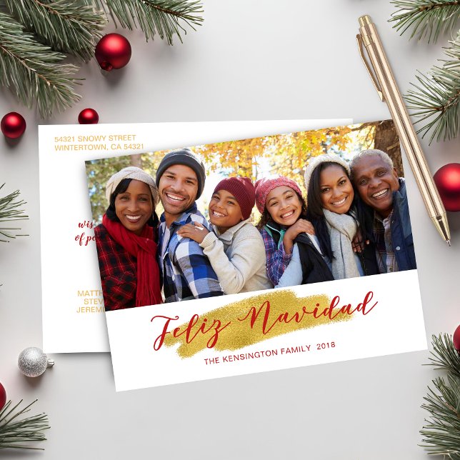 Feliz Navidad Relieve metalizado dorado Swash Foto (Feliz Navidad Gold Foil Swash Holiday Photo Postcard)