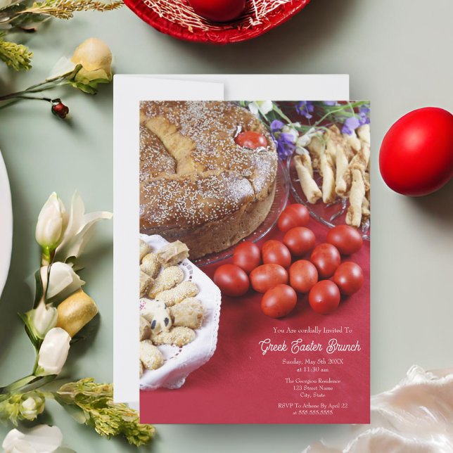 Feliz Pascua Griega Con Tarjeta De Pan Tsoureki (Indulge in tradition with Tsoureki Bread: Happy Greek Easter!)