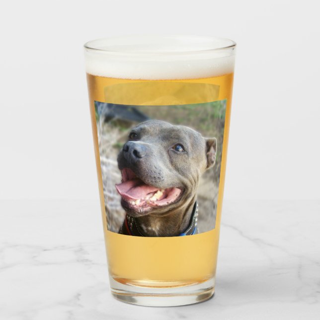 Feliz Staffordshire Bull Terrier, Beer Glass (Anverso (lleno))